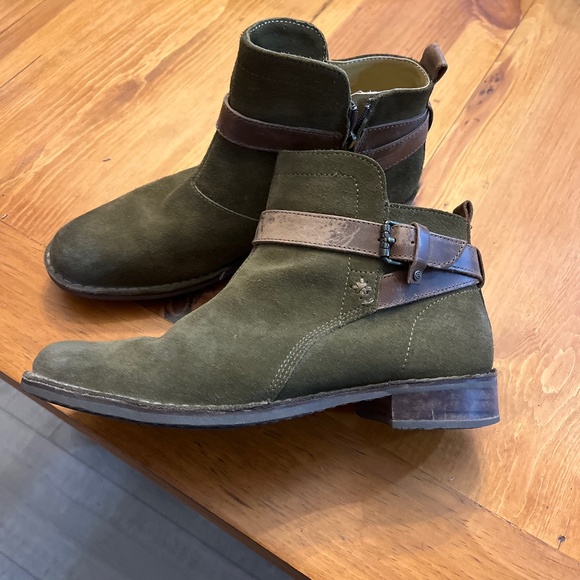 Suede boots - Picture 5 of 9